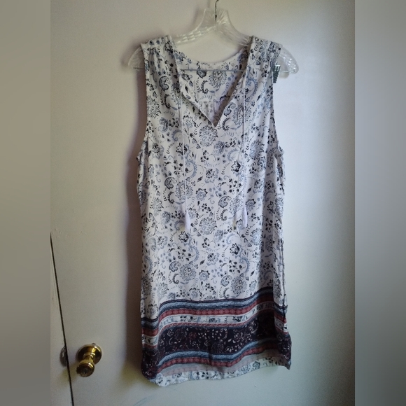 💚 NWOT paisley dress - Picture 2 of 10